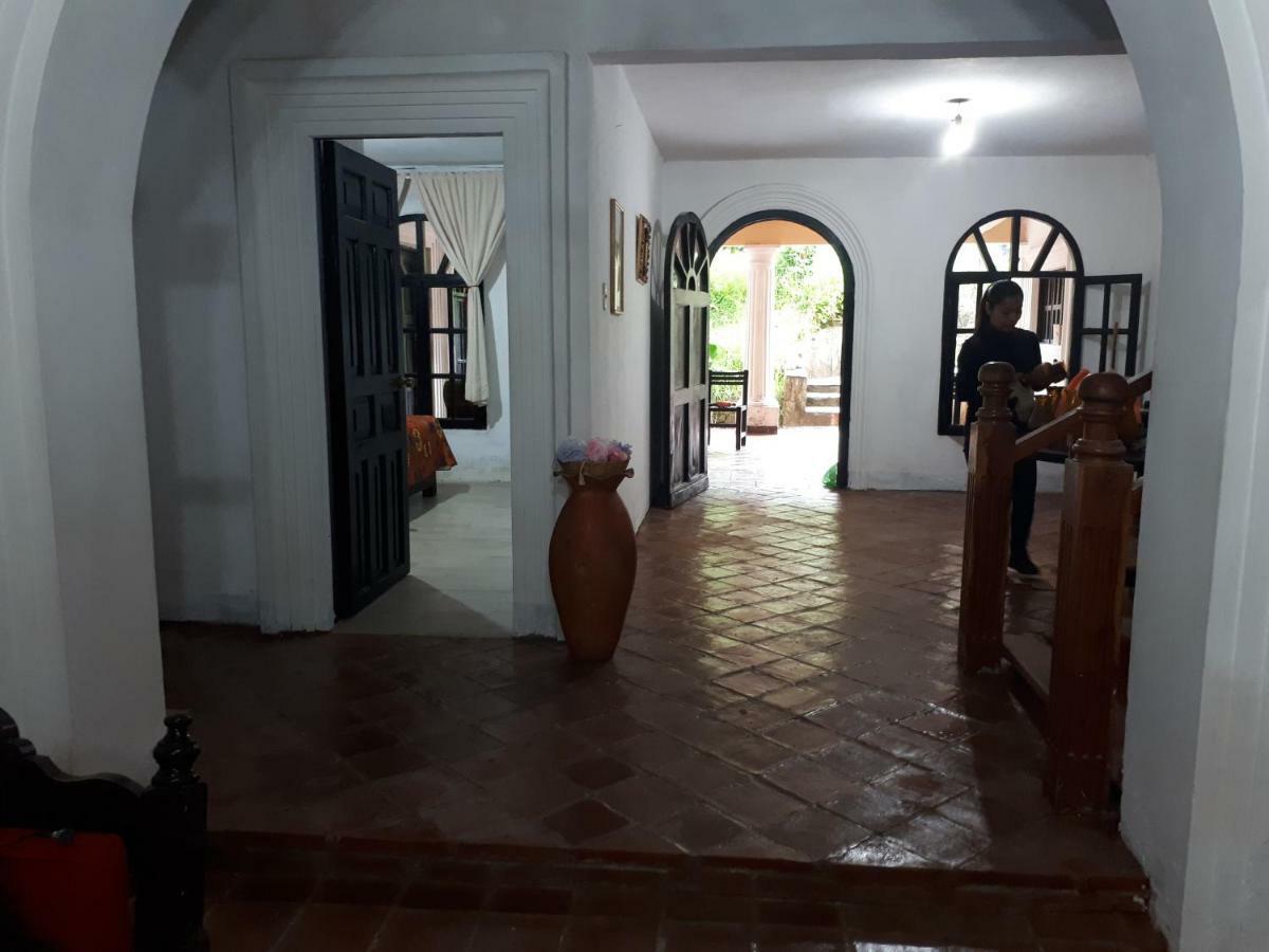 Hosteria Del Virrey - B&B San Cristóbal de Las Casas 외부 사진